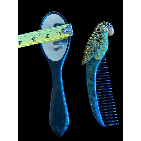 Parrot Bird Set Lot Comb & Mirror Set Handheld Carved Detail Vintage Lot - Picture 10 of 10